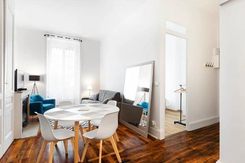 Appartement 2 Pieces Jean Mace Et Stationnement Lião Exterior foto